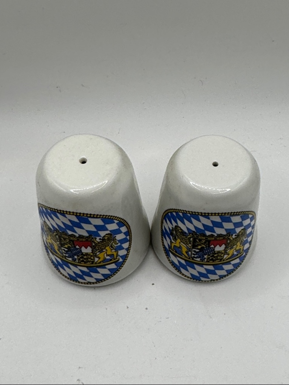 K M Bayern Salt & Pepper Shakers - Picture 3 of 6